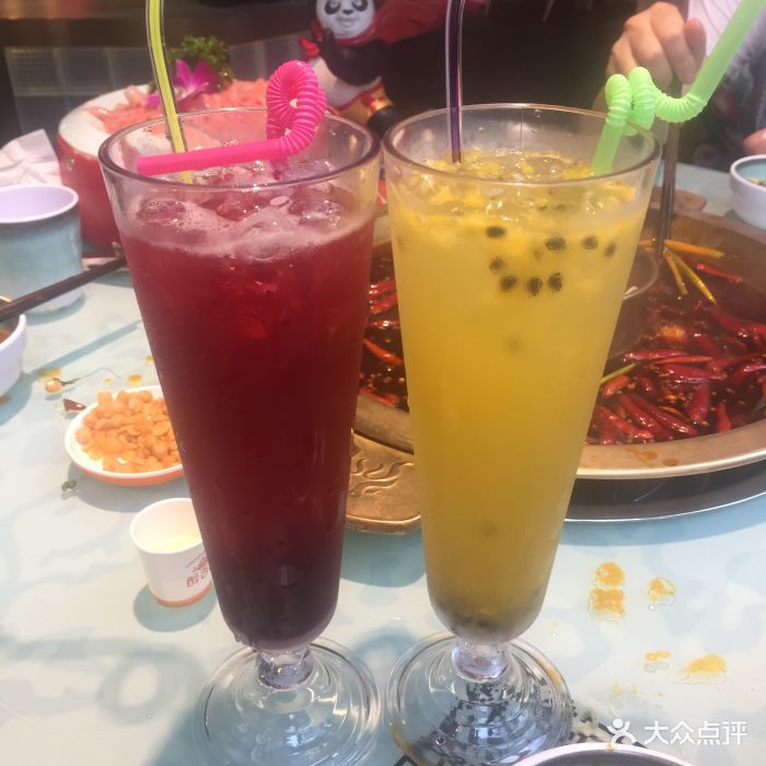 野獸花園重慶火鍋(太古裡店)鮮榨飲料圖片 - 第1張