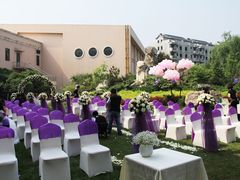 草坪婚礼举办的地方-陕西华浮宫酒店(未央湖公园店)