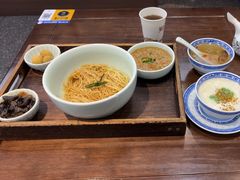 -蟹上黄·蟹黄面·江南糖水(人民广场店)