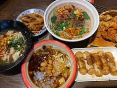 -爆炸头阿姨小四川正宗川味小吃(无任何分店)