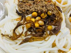 -山那边·米线厨房(华采天地店)