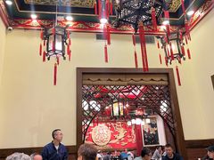 -梅龙镇酒家(南京西路总店)