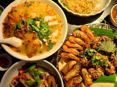 -大头虾越式风味餐厅(光明广场店)