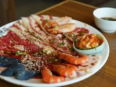 烤肉拼盘-美洲岛烤肉自助餐厅