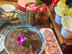 -蜀大侠火锅(香格里拉店)