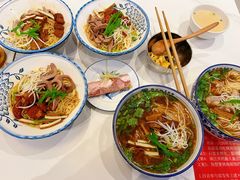 -镇南锅盖面馆(解放路店)