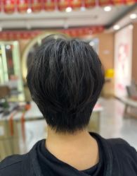-一東造型烫发染发