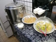 -八两八金·莱芜特色炒鸡(市南漳浦路店)