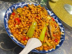 黄豆焖鱼仔-柳州菜饮食文化博物馆