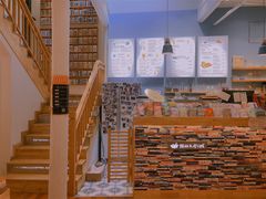 -猫的天空之城概念书店(杭州南宋御街店)