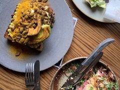 牛油果吐司-BOR Eatery(安福路店)