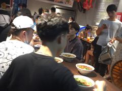 -爆炸头阿姨小四川正宗川味小吃(无任何分店)