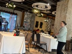 -香山湖家家宴(中山陵店)