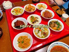 -蓝田九大碗民俗食府(蓝田店)