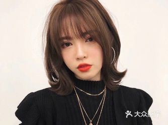 圆脸发型 锁骨发气垫烫 沈阳烫发