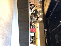 -瑞幸咖啡(新世界中心店)