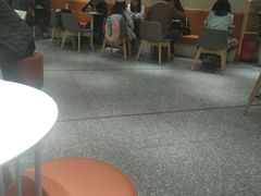 大堂-奈雪的茶(新天地广场PRO店)
