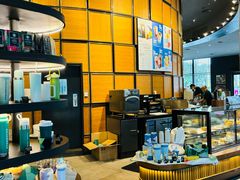 -星巴克臻选(惠州华贸天地1楼店)