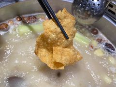 油炸豆皮-快乐小羊火锅(河西王府井店)
