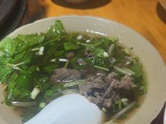 -大众跷脚牛肉馆·非遗传承单位(峨眉山店)