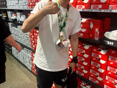 -NIKE上海青浦优选体验店