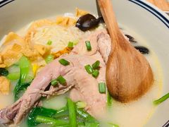 -刀小蛮半只鸡过桥米线(家乐福四元桥店)
