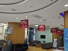 -雅悦齿科(顾村公园店)