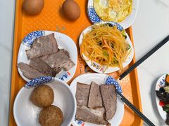 -德元兰州纯汤牛肉面(深圳首店)