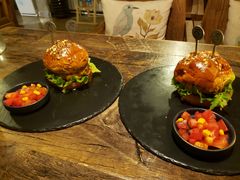 -HIGH FIVE哈福手工汉堡(桂林路店)