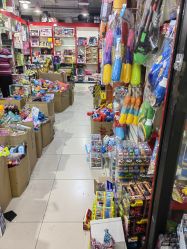 -百荣二期玩具城