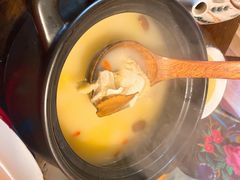 雪山玛咖土鸡养生汤-桥边小楼·手工云南菜·古城观景小楼