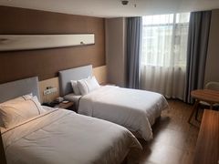 -廣大酒店(广州钟落潭地铁站店)