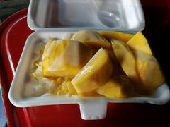 -芒果糯米饭摊子