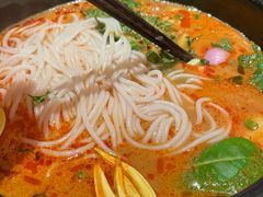 -银米·云南传统过桥米线(双廊黑金冠店)