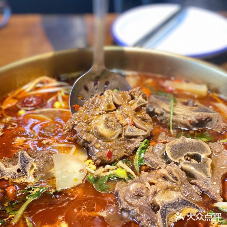 今天我在龙虾馆吃羊蝎子‼️