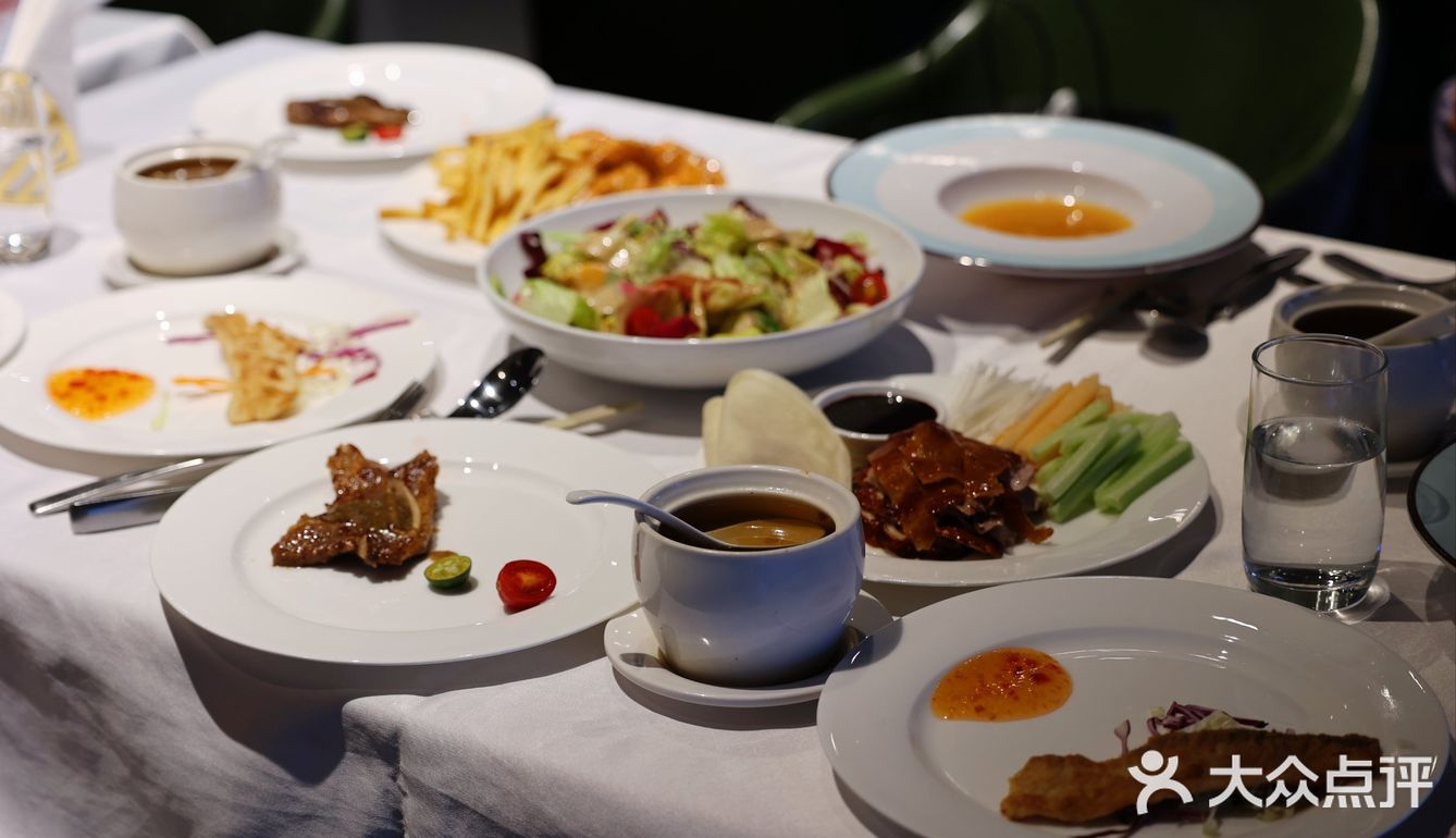 低评分小店也有好味道｜北京夜景最棒的餐厅没有之一