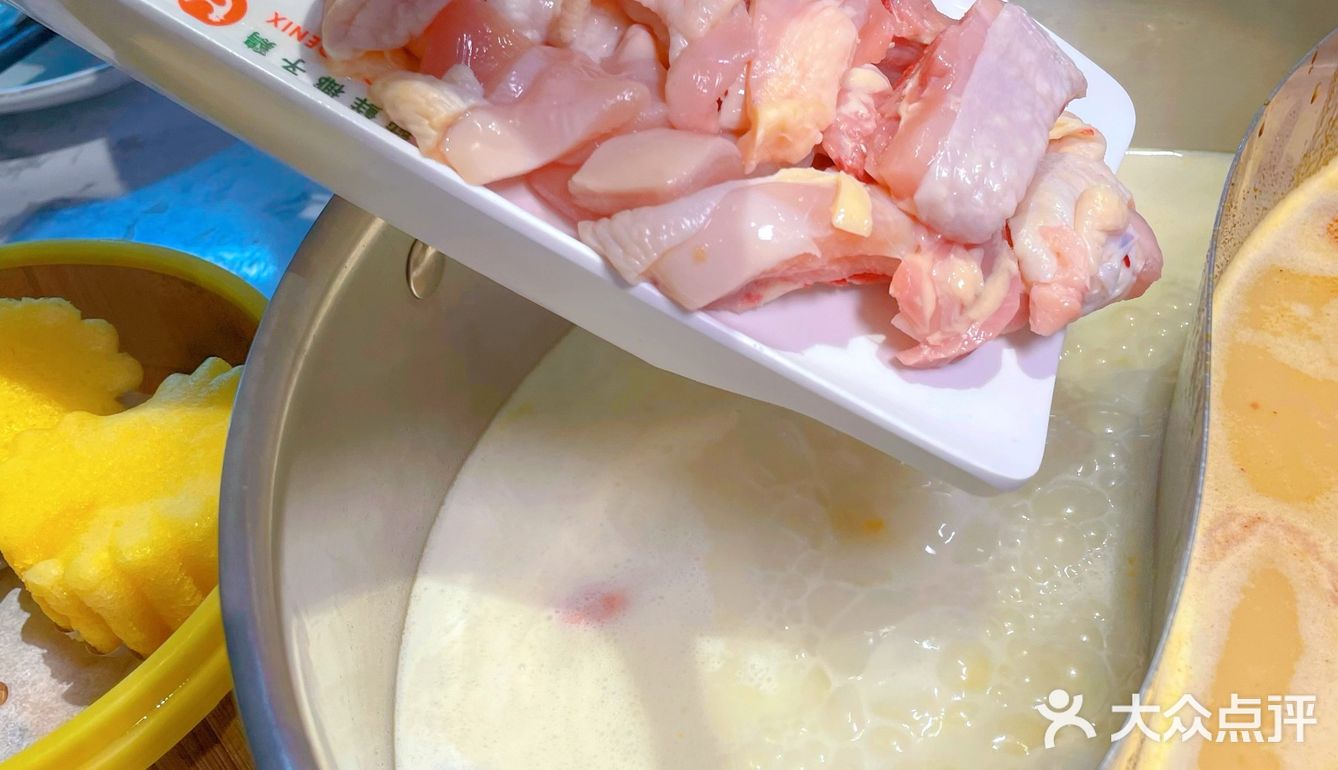 昆明椰子鸡天花板｜哈根达斯不限量