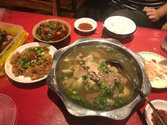 -谢老五跷脚牛肉·非遗传承店