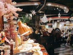 -四海一家自助餐(益田假日广场店)