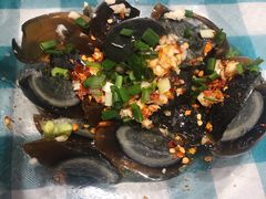 擂辣椒皮蛋-昱龙大盆牛蛙馆(三兴街总店)