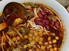 -麻婆婆白家肥肠粉(海岸城店)