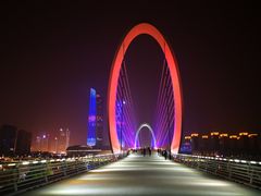 -南京眼步行桥