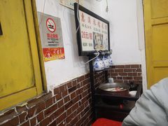 -郑记•不夜城烧烤•龙虾•虾蟹(黄鹤楼店)