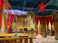 -老滇山寨•云南特色菜•地方菜•民族风情歌舞表演(金碧店)