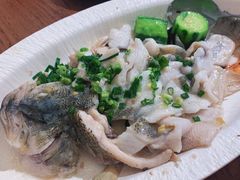 虾仔油盐蒸鲈鱼-常来小聚·广州非遗传承餐厅(地王广场店)