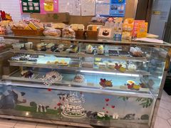 面包甜点陈列柜-光明牛奶棚(南泉店)