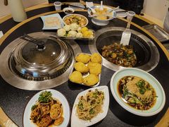 -锅老头海鲜铁锅炖