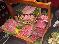 -山川小町·极番烧肉(新地假日广场店)