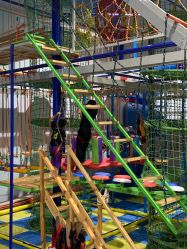 -蹦贝JumpingJack运动中心·炫飞蹦床(龙华店)