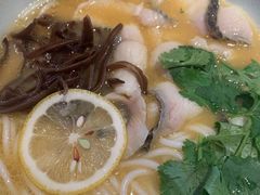 酸汤柠檬鱼-云味馆·云南菜·云南米线(景田店)